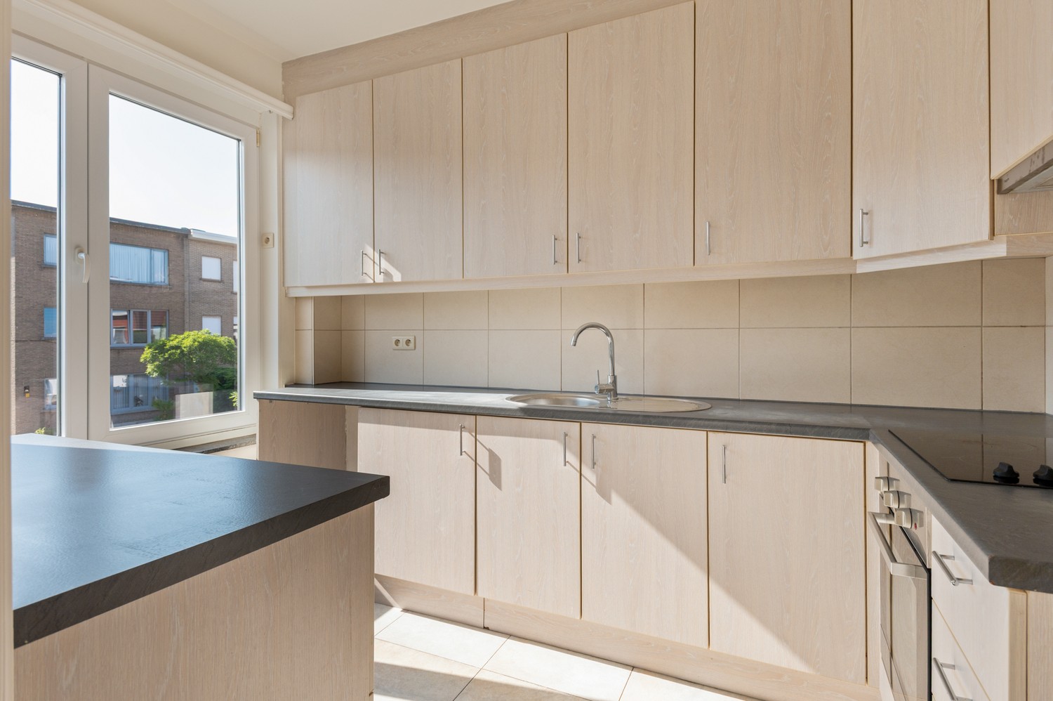 Apartment for sale in Merksem with 3 bedrooms - photo 5