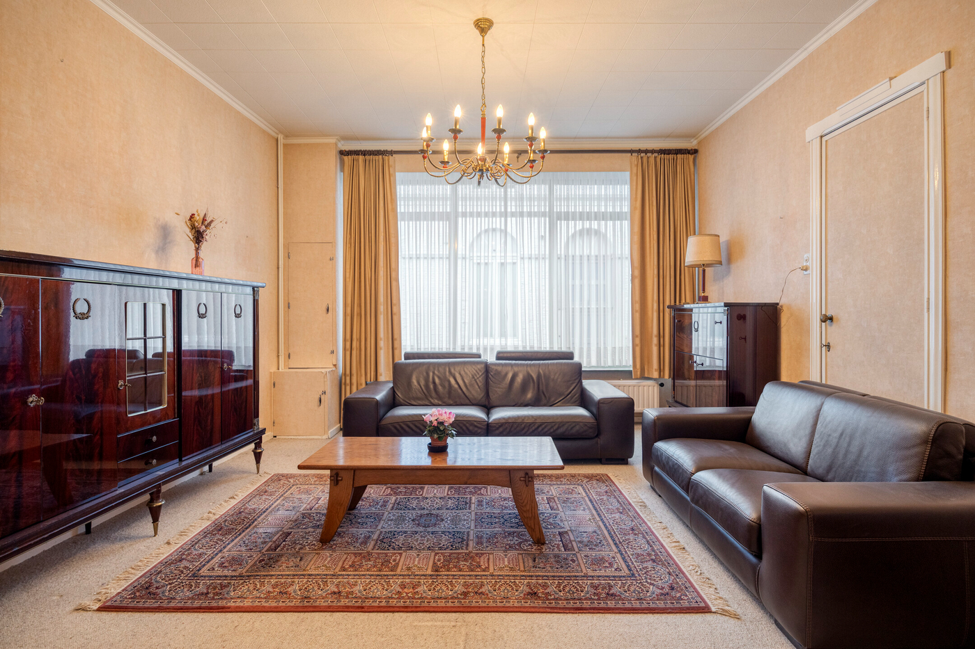 Zeer ruime op te frissen woning met 5 slaapkamers en garage nabij de Schelde in Rupelmonde - foto 4