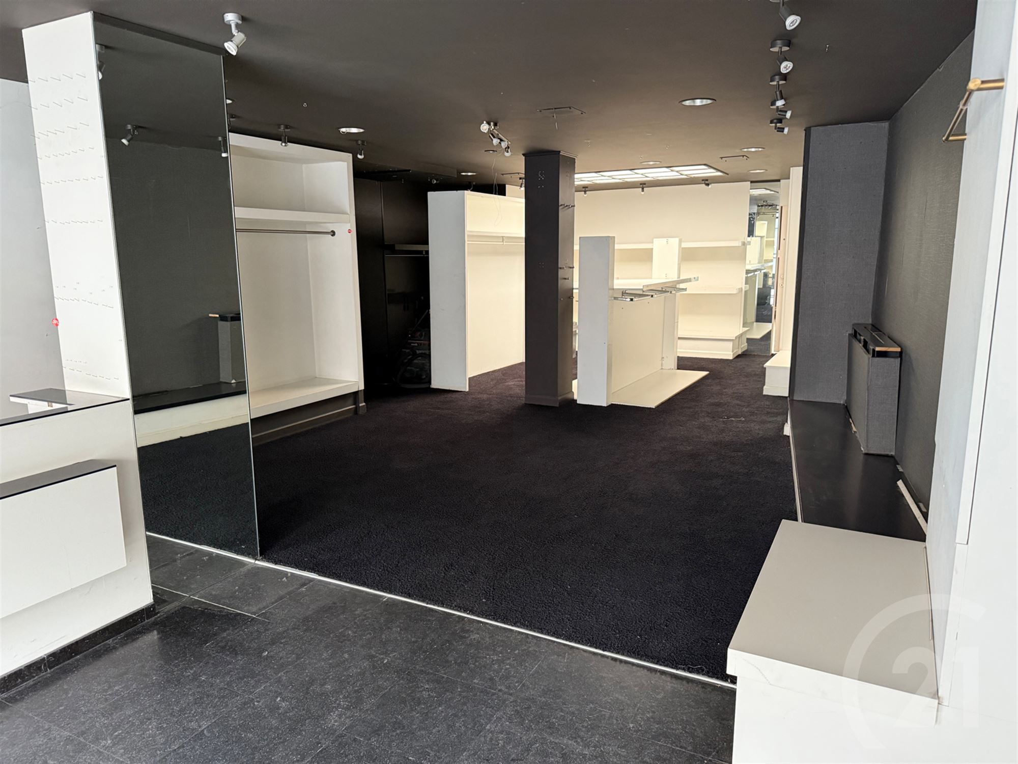 Te renoveren handelspand in het centrum van Tremelo! - foto 5