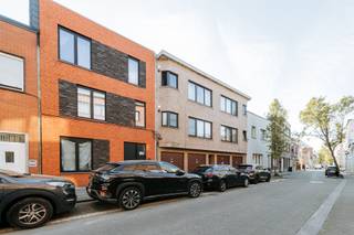 Bezoek mogelijk na aanmaken huurprofiel: https://onid.mijnhuurprofiel.be/property/81d7f73e-fde5-4891-949f-9ea51c7a3693Licht, ruimte en comfort in een...