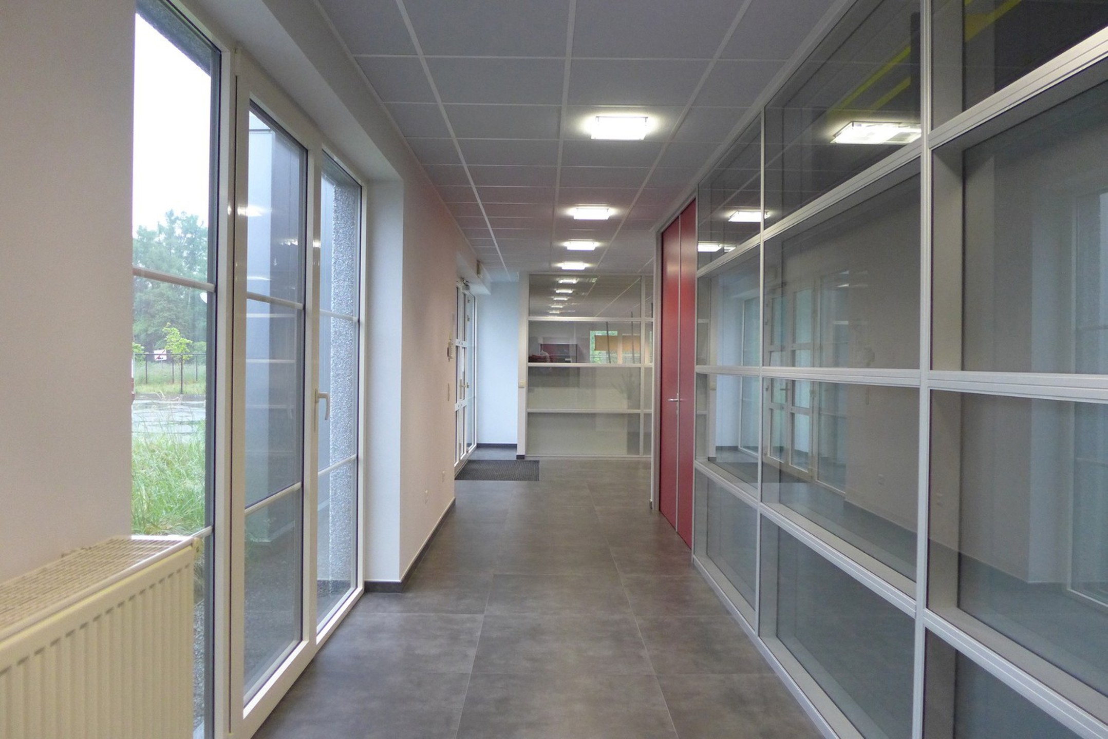 Instapklare kantoren met showroom, magazijn en buitenterrein - foto 4