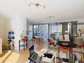 <p>This lovely top-floor apartment offers an ideal home with plenty of natural light and a pleasant layout.</p><p></p><p>Upon entering, you step into the entryway, which provides access to a storage room where you’ll also find the connection for the washing machine. The entryway leads you into the spacious living room, which is exceptionally bright thanks to the two terraces on either side. The large windows create an open and airy feel. The open kitchen is modern and blends seamlessly with the living area.</p><p></p><p>The apartment features two comfortable bedrooms, both of which offer ample space for a double bed and wardrobes. The bathroom is neat and practically designed, while the separate toilet provides added comfort.</p><p></p><p>A parking space and a basement storage unit are included.</p><p></p><p>This apartment offers the best of both worlds: a quiet, bright living environment with all necessary amenities within easy reach. Shops, a bakery, butcher, and fishmonger are all within walking distance. A 10-minute walk takes you to the center of Leuven!</p><p></p><p>It is the perfect place for those seeking comfort and space in a pleasant neighborhood.</p><p></p><p>The monthly rent is €1,200 + €90 in utilities.</p><p></p><p>All utilities are billed individually.</p><p></p><p>The apartment is available starting September 1, 2026.</p><p></p><p>Request a viewing today at www.living-stone.be!</p><p></p><p></p>