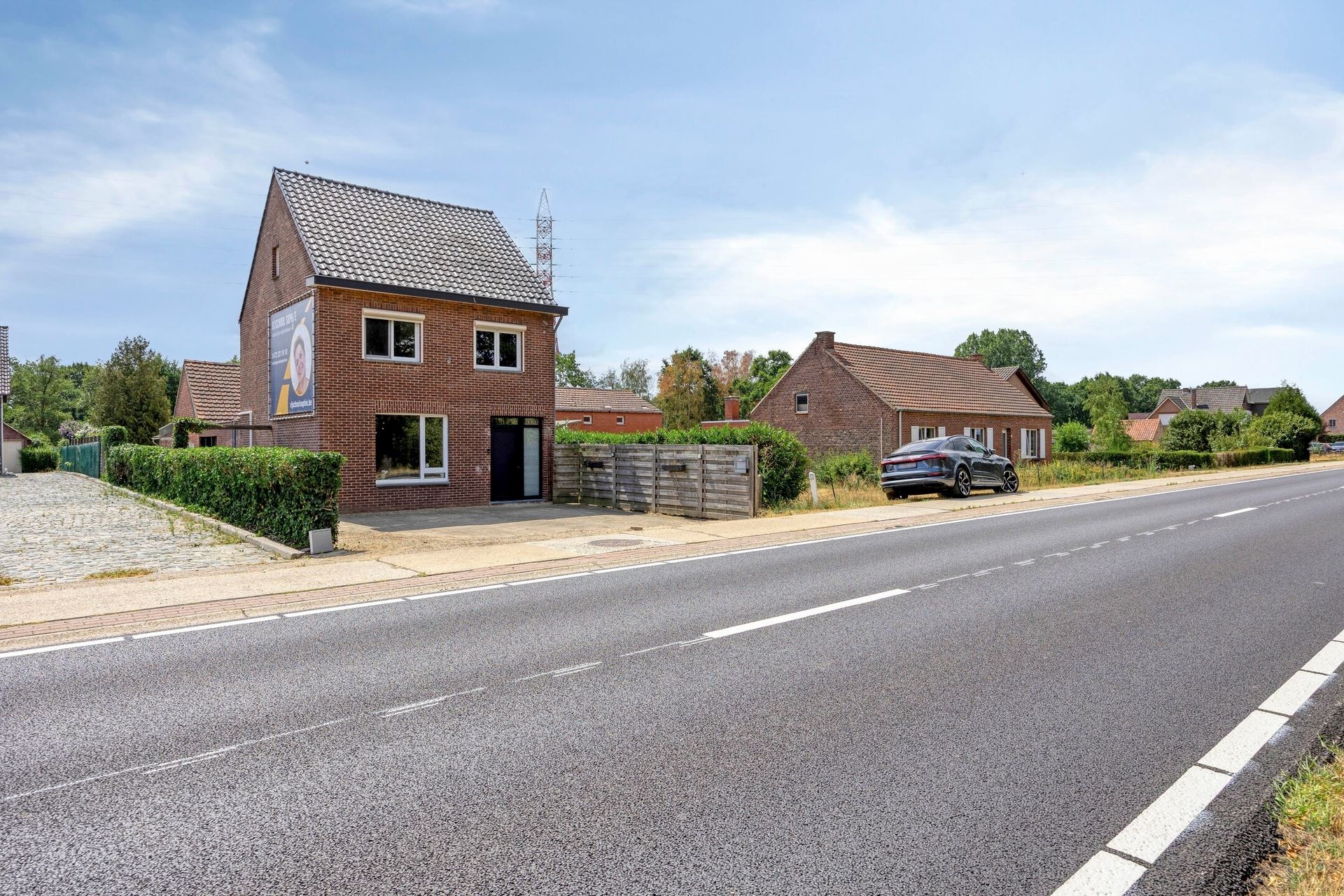House for sale in Maaseik