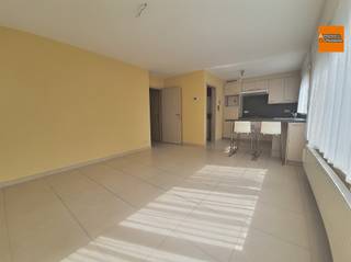 Vous êtes à la recherche d’un appartement prêt à emménager, situé dans un quartier calme mais central ?Ce charmant appartement au deuxième étage d’un...
