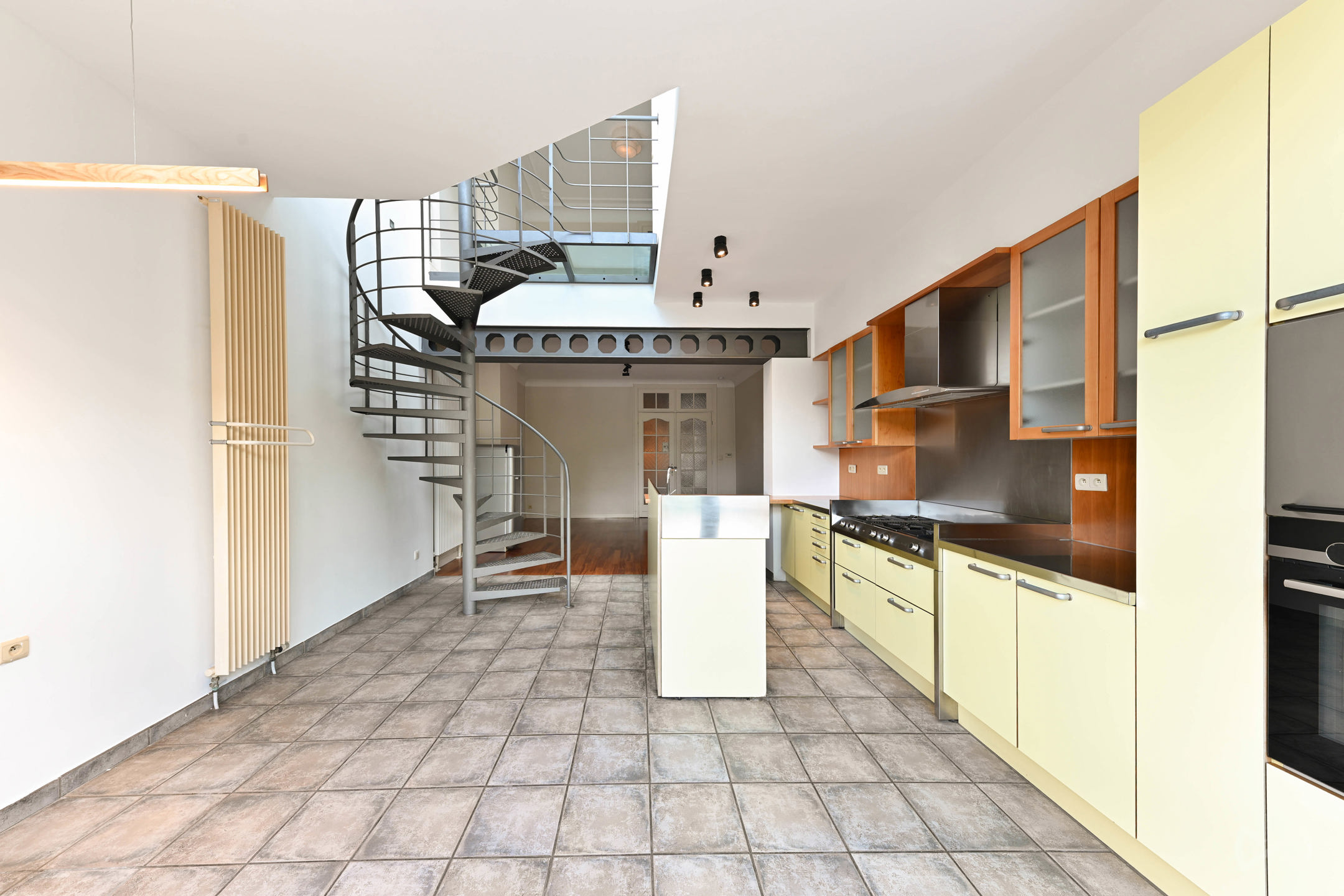 Karaktervol herenhuis te huur - foto 4