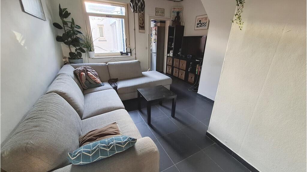 Comfortabele 2-slaapkamerwoning met Garage en Tuintje te koop in Brugge - photo 3