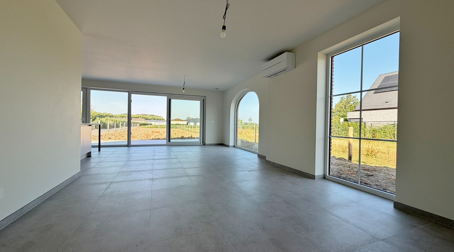 Exclusieve nieuwbouwvilla te huur – Luxueus wonen met prachtig open zicht - foto 5