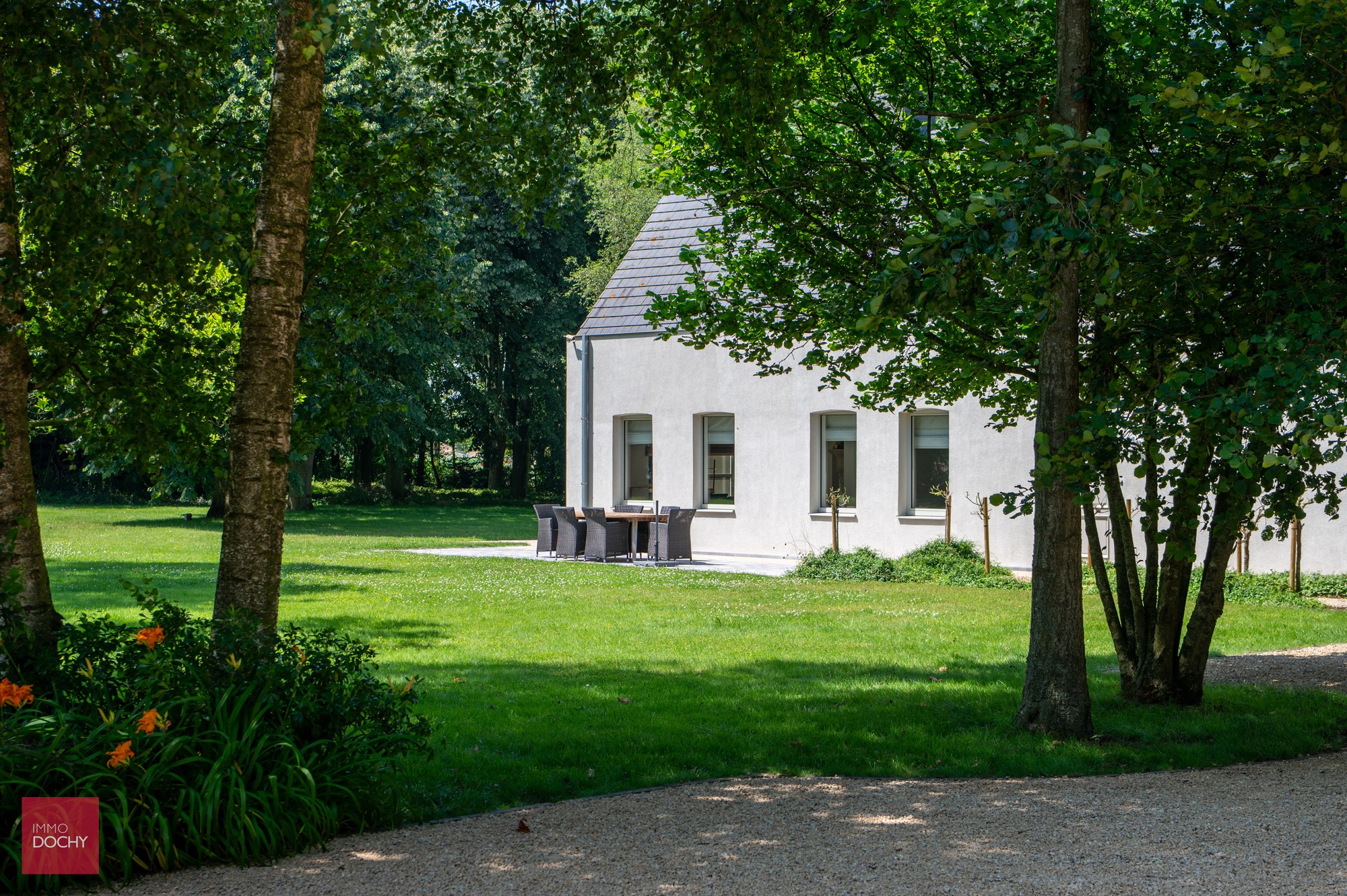 Uniek en discreet gelegen landhuis met private oprijlaan | Poelberg - photo 1