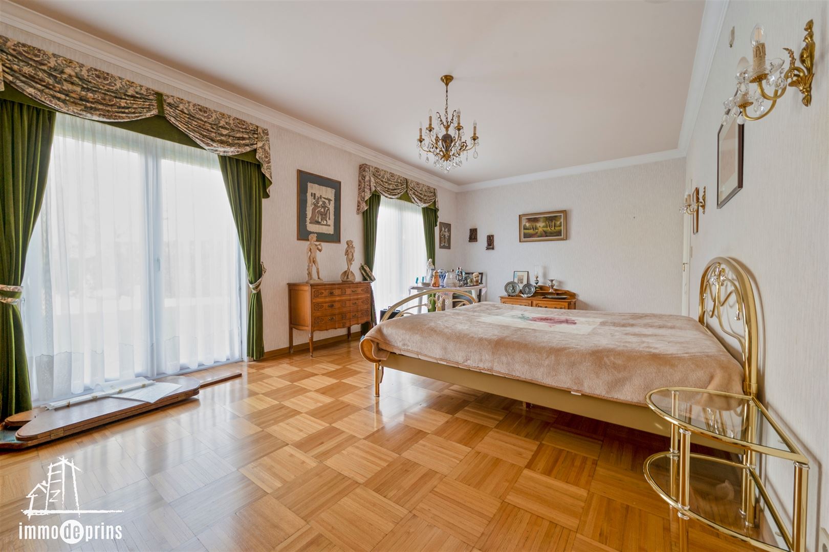 Maison à vendre à Saint-Nicolas avec 5 chambres - photo 4