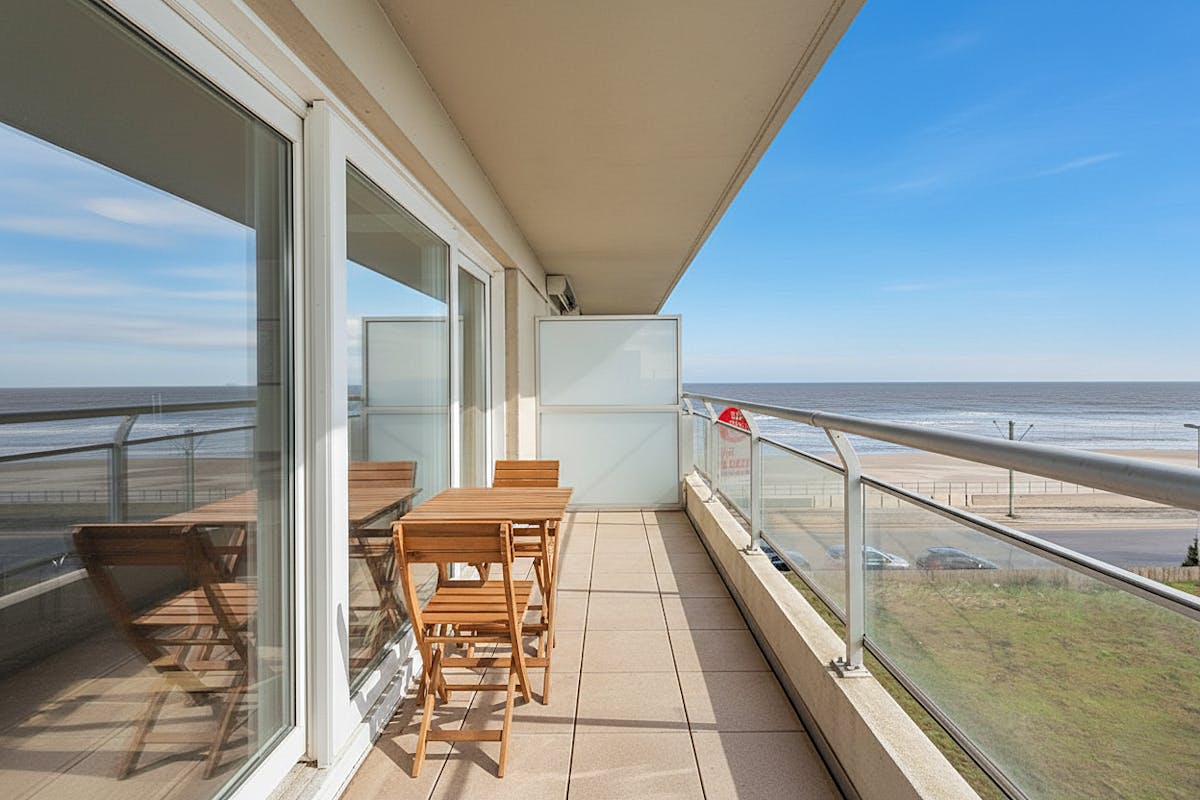 Apartment with terrace and open views of both sea and dunes! - photo 2