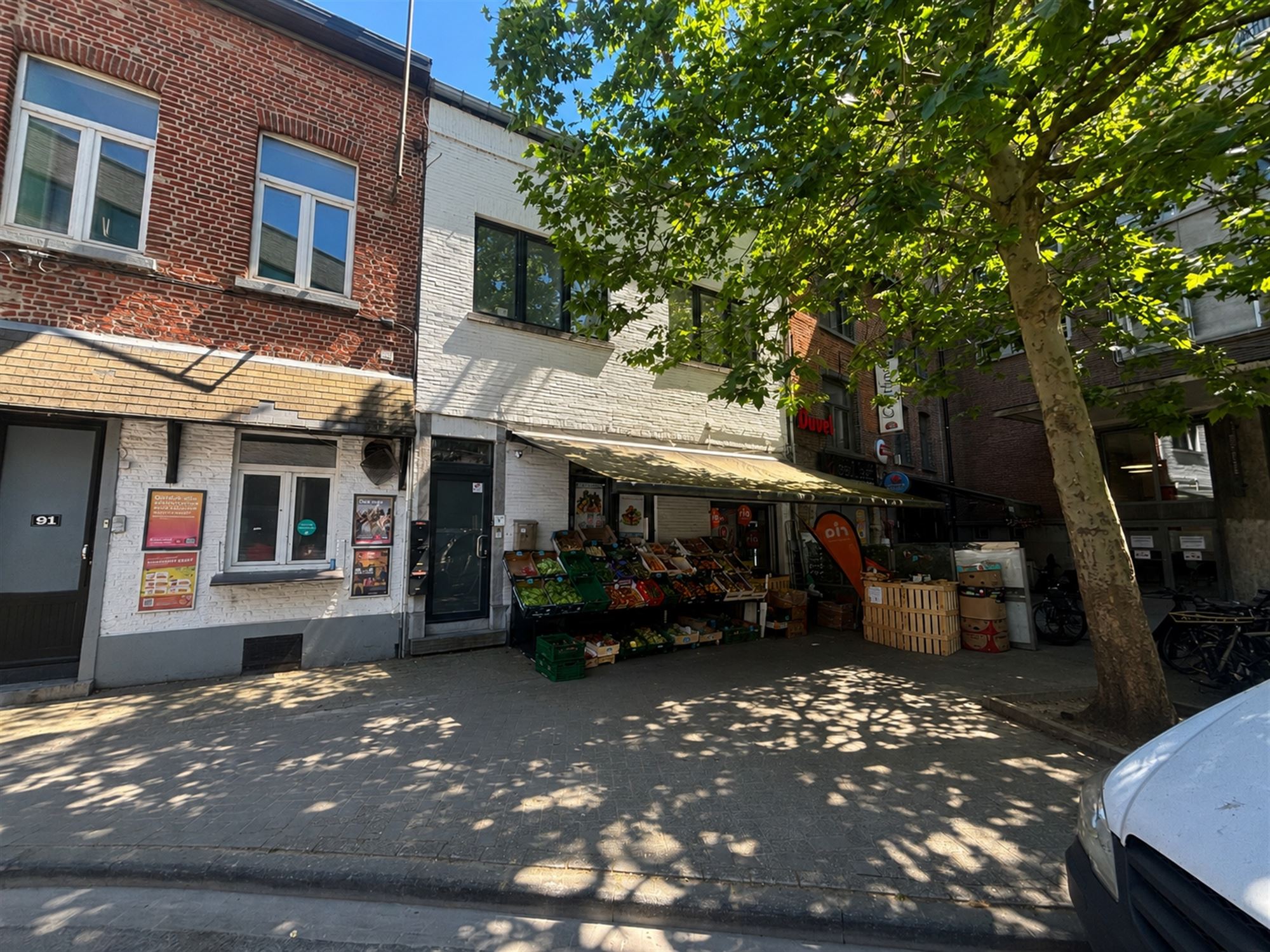 Commercial à vendre à Louvain avec 3 chambres - photo 2