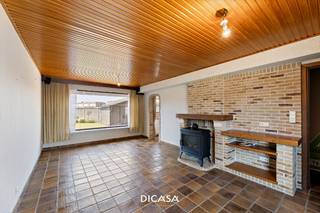 Deze instapklare tussenwoning is gelegen in een rustige buurt nabij het centrum van Roeselare, met een uitstekende bereikbaarheid dankzij de...