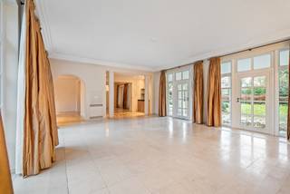 Op een absolute toplocatie in het gegeerde Schilde-Bergen, rustig gelegen nabij St. Ludgardis en omgeven door mature groenaanplantingen, bevindt...