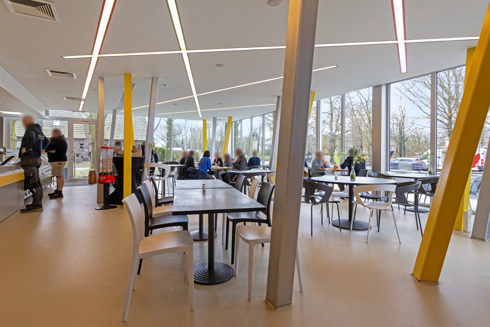 Handelspand met twee appartementen te Diksmuide - foto 4