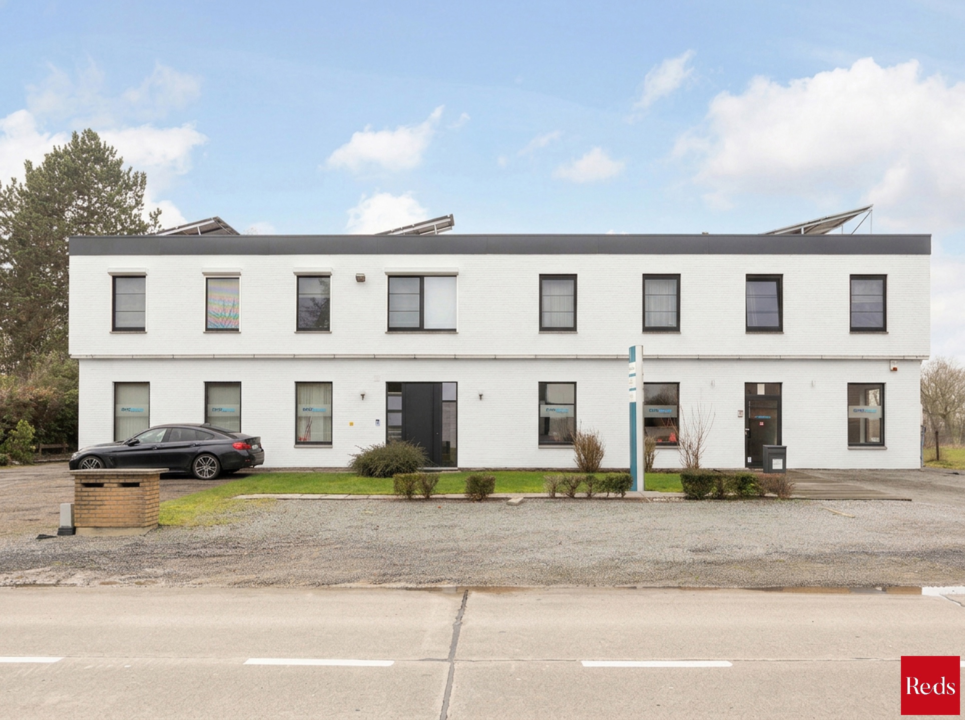 Woning met ruime kantoor- of praktijkruimte - foto 5