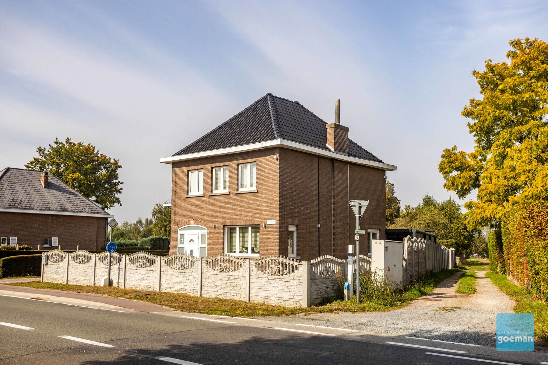 House for sale in Wetteren with 4 bedrooms - photo 1