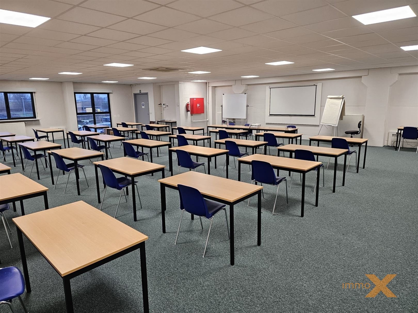 BUREELRUIMTE MET GOEDE VERBINDING SNELWEGEN!! - foto 2