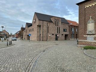 Voor eigen bewoning of investeringsvastgoed !Prachtig éénslaapkamer appartement met veel lichtinval. Modern ingericht met alle comfort.Rustig gelegen...