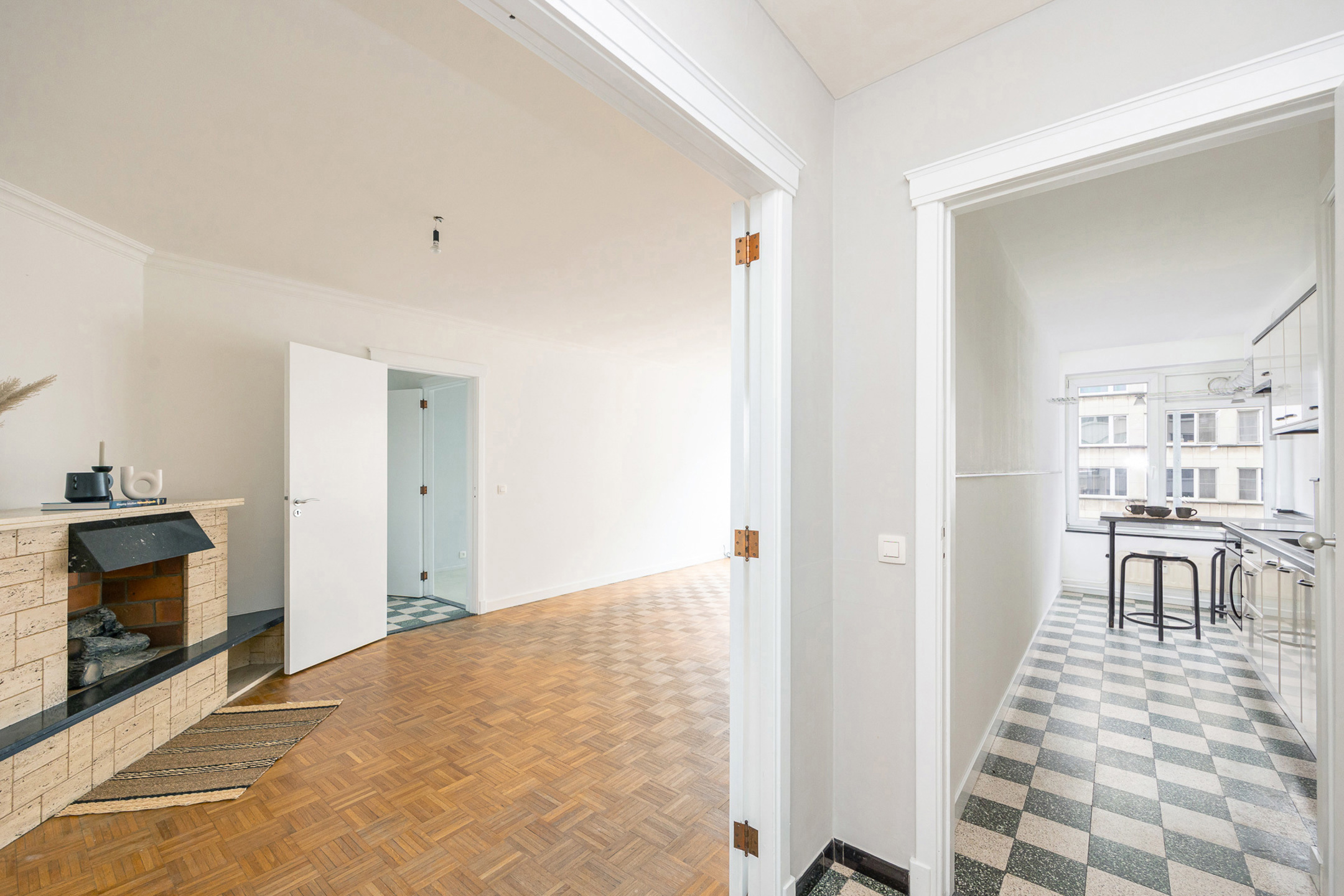 Tweeslaapkamer appartement met autostaanplaats - foto 5