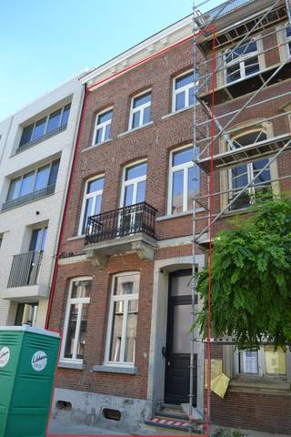 Deze kamer (nr. 8) maakt deel uit van een gebouw waarin zich 9 studentenkamers bevinden en is gelegen op 500m van het station en wandelafstand van...