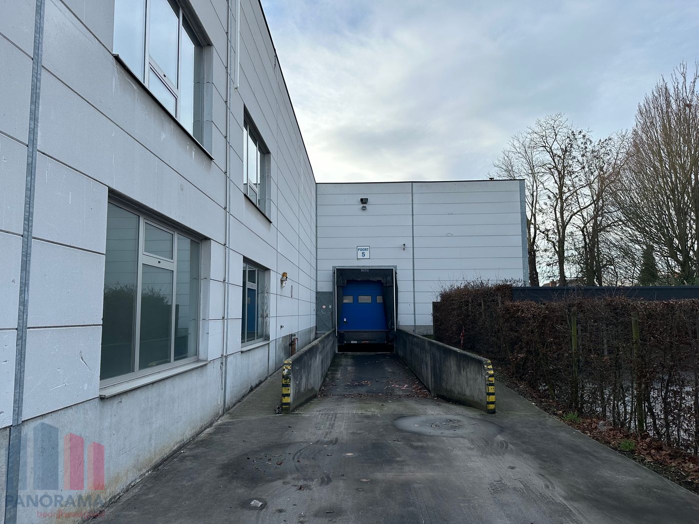 Industriëel gebouw te huur in Gullegem - foto 2