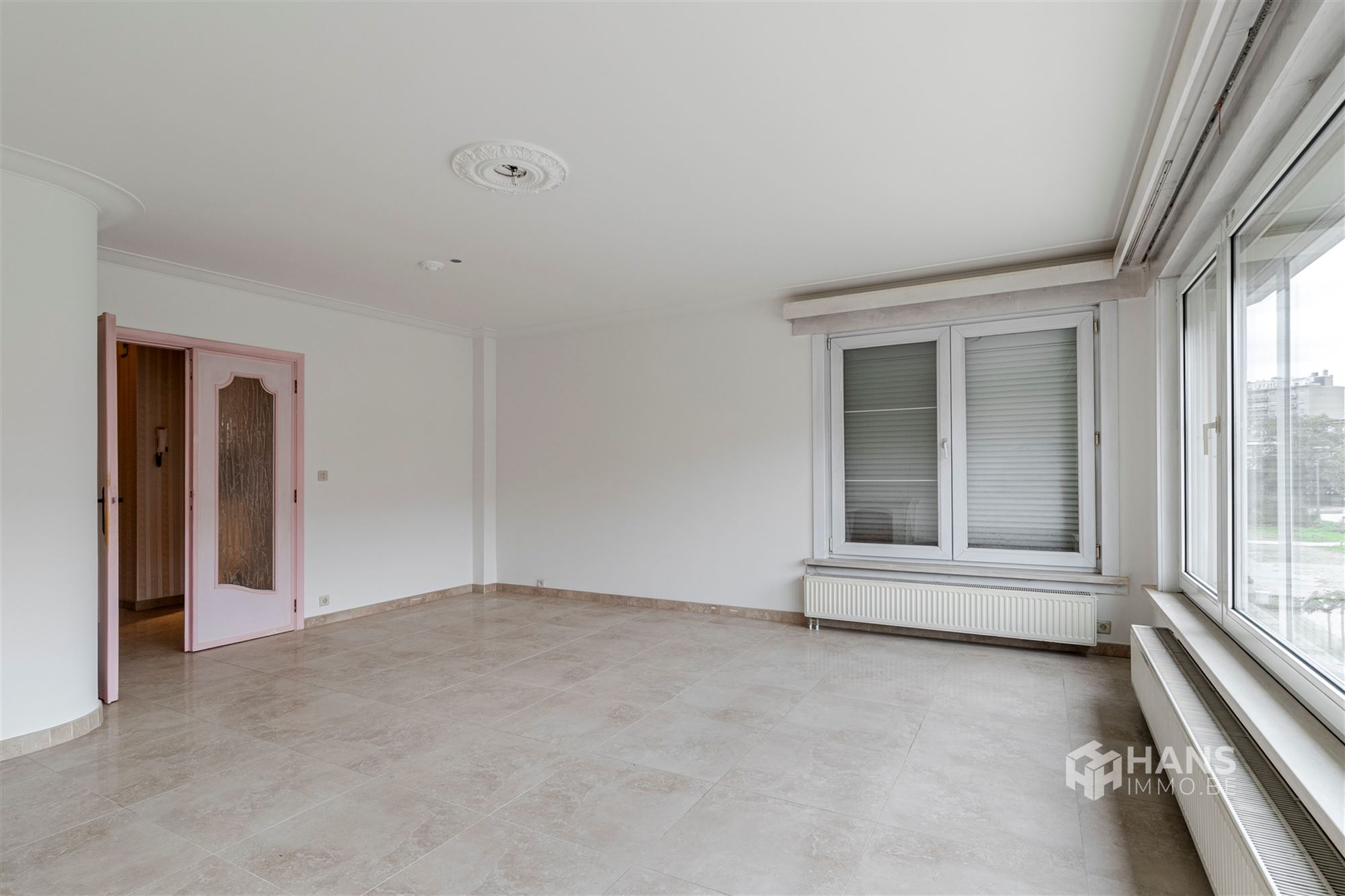 Lichtrijk hoekappartement (75m²) met 2 slpkrs zn terras (2m²) in Deurne - foto 5