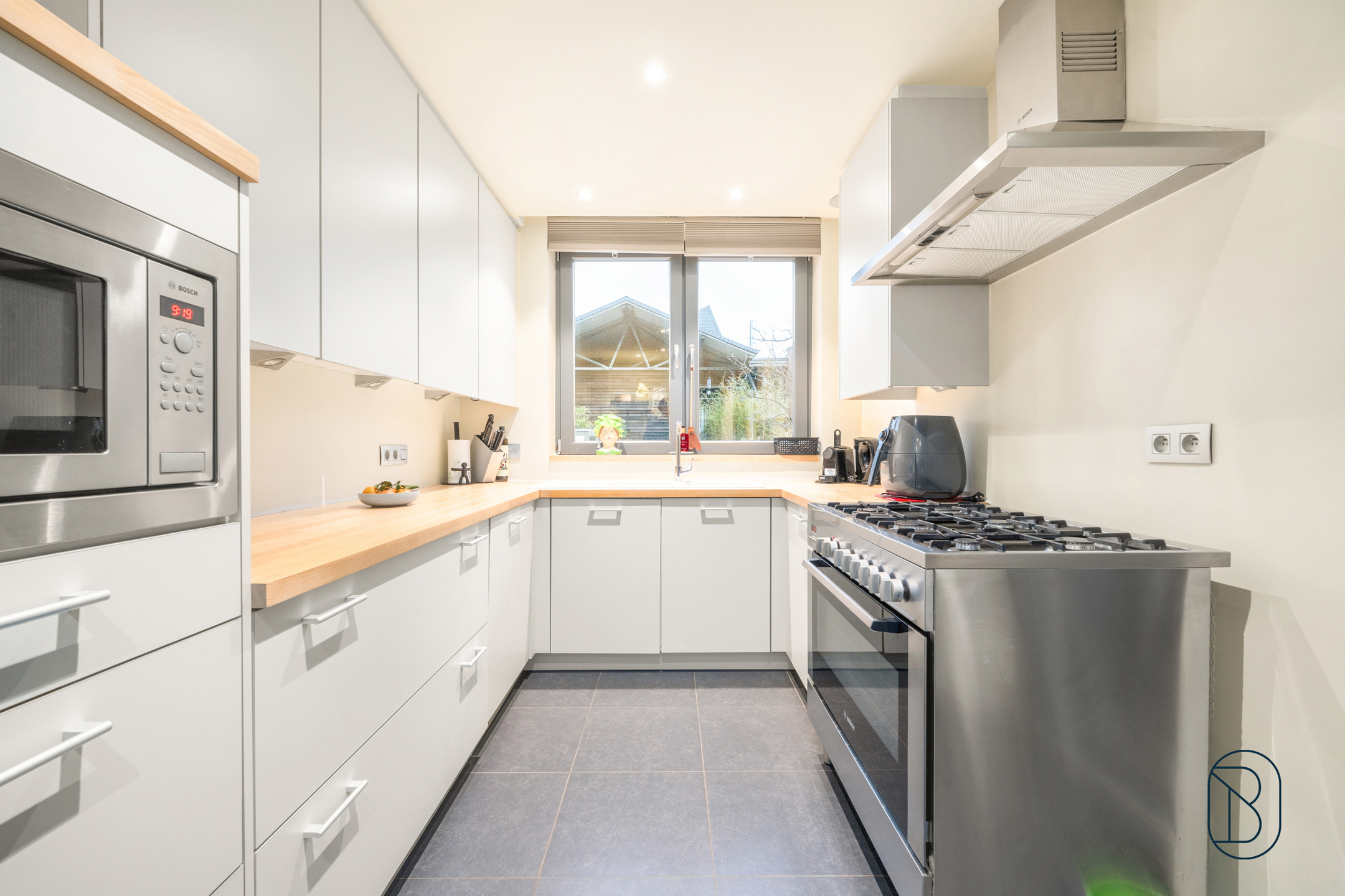 Stijlvol triplex appartement met 4 slk en groot terras in het centrum - foto 5