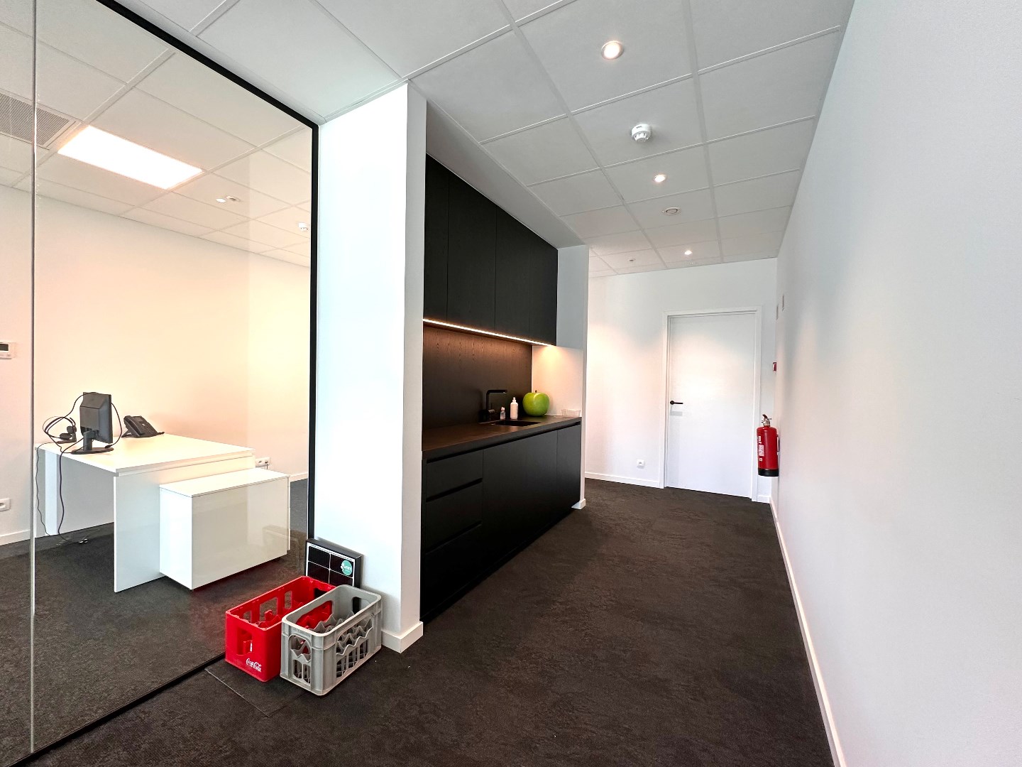 Moderne Kantoorruimte op Toplocatie in Tongeren-Oost - foto 4