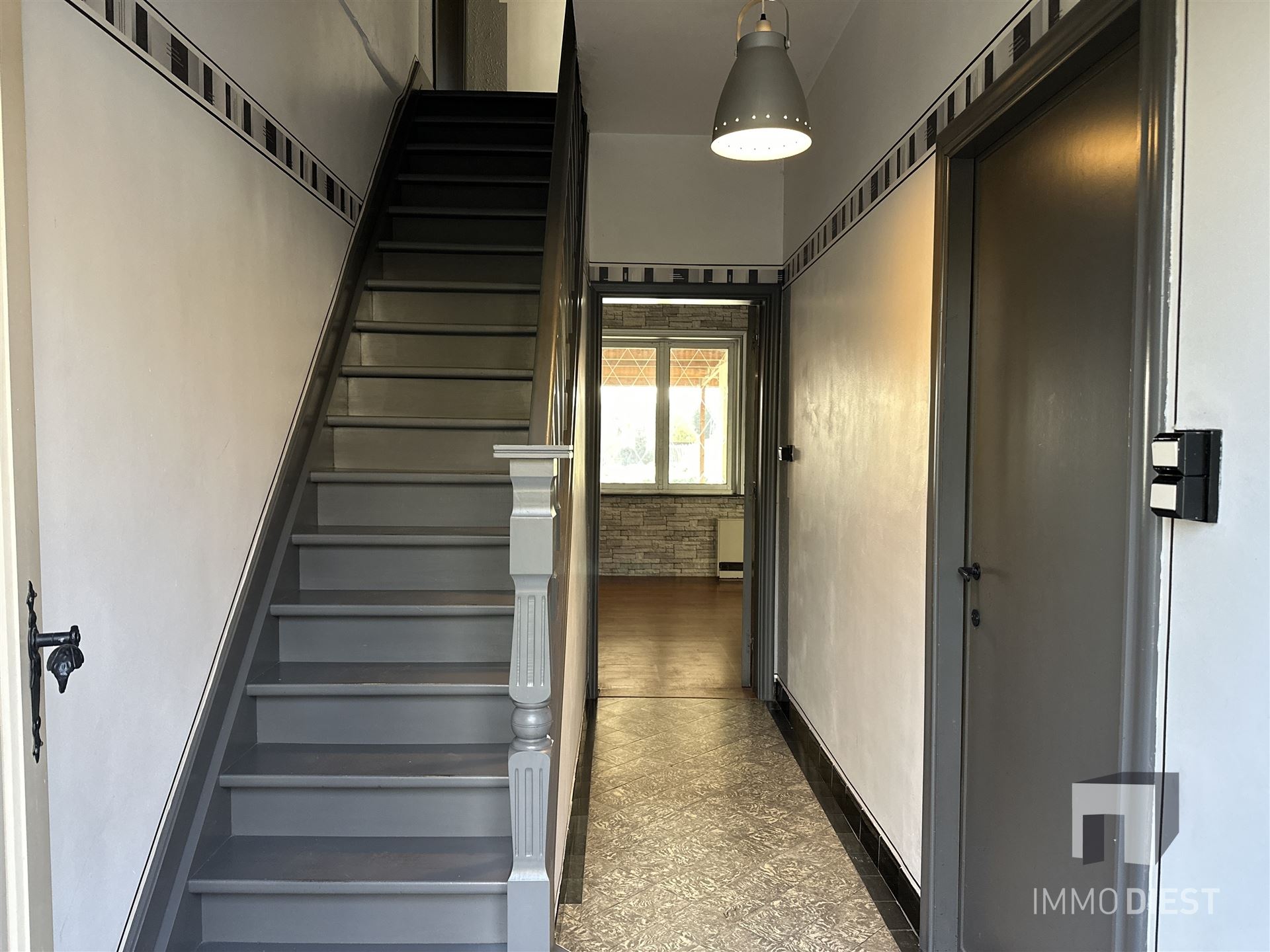 Woning met 3 slpks, garage en grote tuin. Vlakbij station Diest gelegen. - foto 4