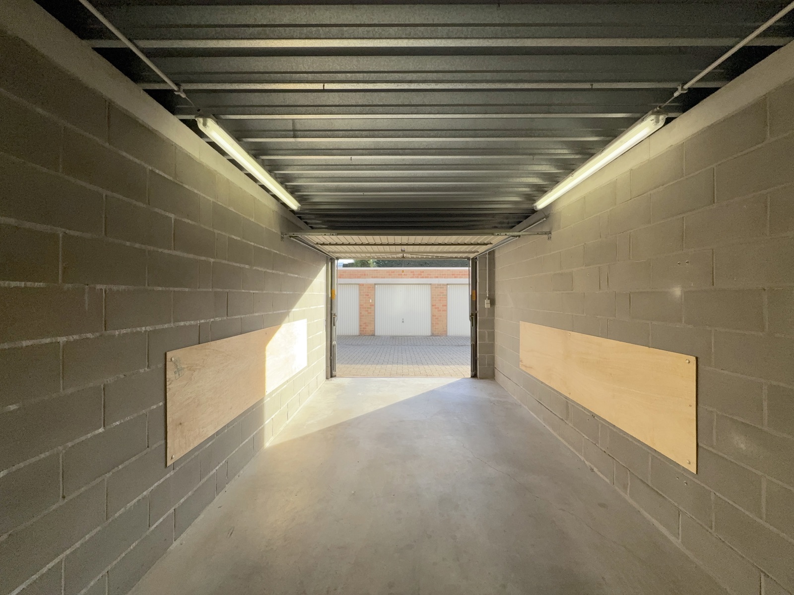 Gesloten garagebox (nr. 20) in Residentie Arcada - foto 3