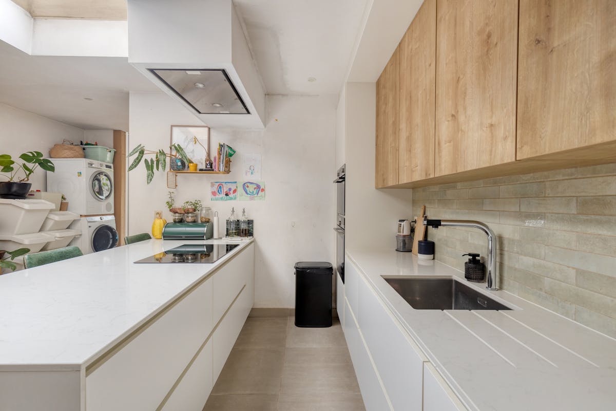 Charmante rijwoning met koer te koop in Ledeberg - foto 4