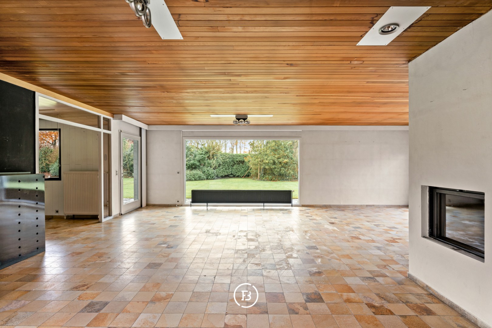 Architectural villa - photo 5