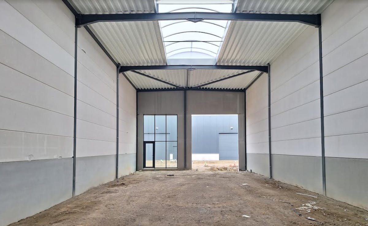 Nieuwbouw KMO-unit van ca. 305 m² te Dentergem - foto 2