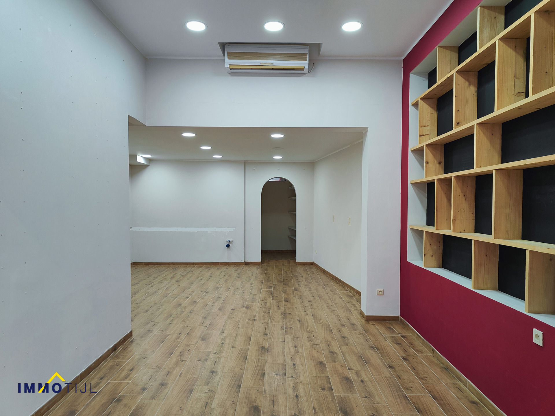 Winkelruimte te huur in centrum van Sint-Gillis. - foto 5