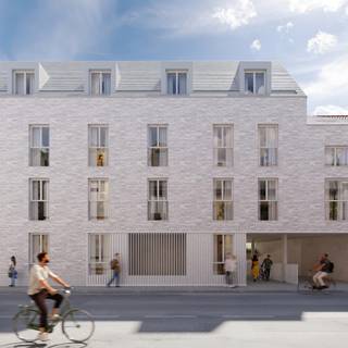 Welkom in Residentie The Rise in Leuven! <br /><br />Op de gelijkvloerse verdieping van deze nieuwe residentie kan je deze volledig ingerichte studentenkamer terugvinden. Deze studentenkamer maakt deel uit van leefeenheid 1, voorzien van 7 studentenkamers met eigen sanitair, één studio & een gemeenschappelijke keuken. Enkel de matras & bureaustoel dien je zelf nog te voorzien, waarna je jouw intrek kan nemen. <br /><br />Door de kwalitatieve afwerking en het voorziene meubilair zijn deze studentenkamers helemaal klaar om jouw intrekt te nemen. Verder beschik je over een privatieve badkamer met douche, toilet en lavabo. De keuken is gemeenschappelijk, waarbij je dus ook contact kan leggen met de andere studenten. Verder biedt de residentie ook een aangename binnentuin - de ideale plaats om te ontspannen tussen het studeren door. <br /><br />Dankzij de centrale ligging in het centrum van Leuven bevindt alles zich op wandel- en fietsafstand. <br /><br />Gezien het project nog in aanbouw is, kan er op dit moment geen bezichtiging ter plaatse worden gedaan. <br /><br />Let wel: de huurovereenkomst zal aanvangen onder volgende opschortende voorwaarde: het plaatsvinden van de voorlopige oplevering van het gehuurde (privatieve) goed, uiterlijk op 16 oktober 2026. De huurovereenkomst zal uiterlijk één week na de voorlopige oplevering van het gehuurde (privatieve) goed aanvangen. De verhuurder verwacht om het verhuurde (privatieve) goed tussen 1 september en 16 oktober 2026 te kunnen opleveren.