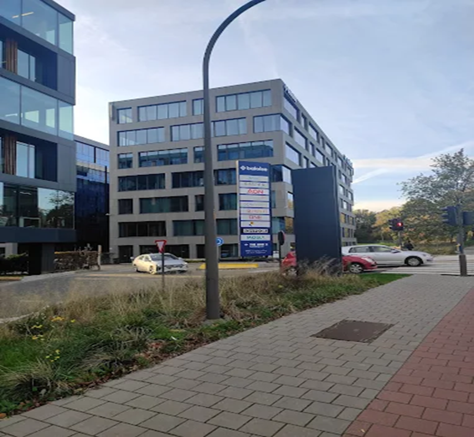 Modern kantoor te huur 1.014m² met parking - foto 5