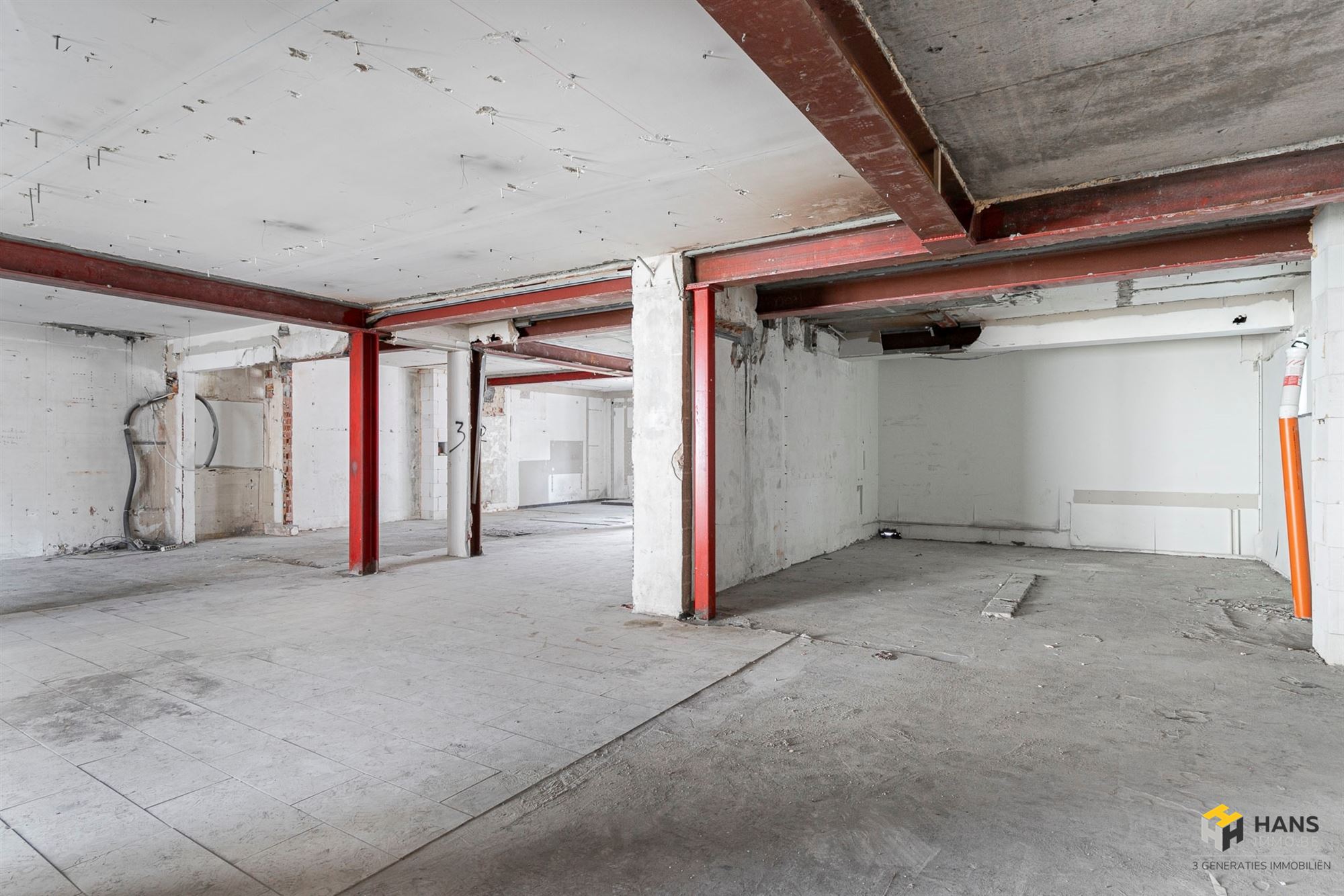 Casco kantoorruimte van 239m² op toplocatie - foto 2