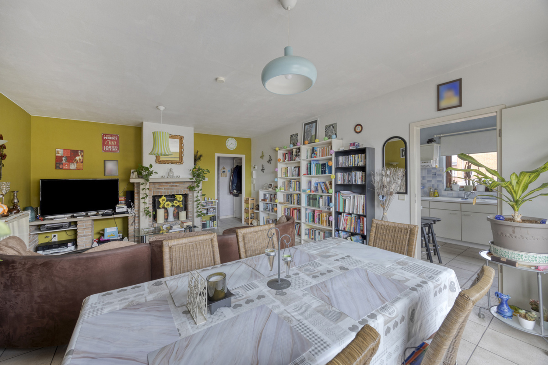 Apartment for sale in Sint-Pieters-Leeuw with 2 bedrooms - photo 3