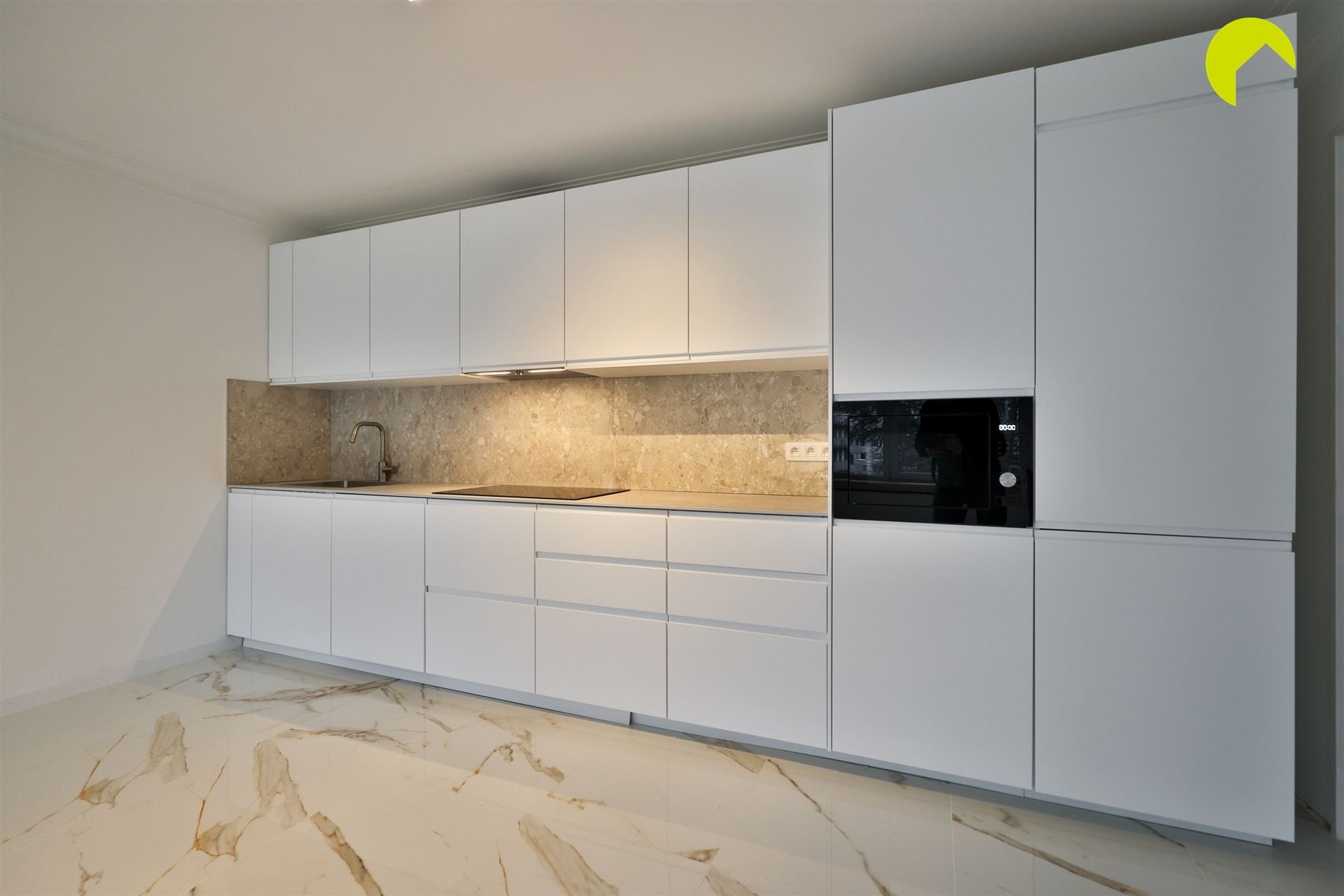 volledig vernieuwd 3-slpk appartement - foto 4