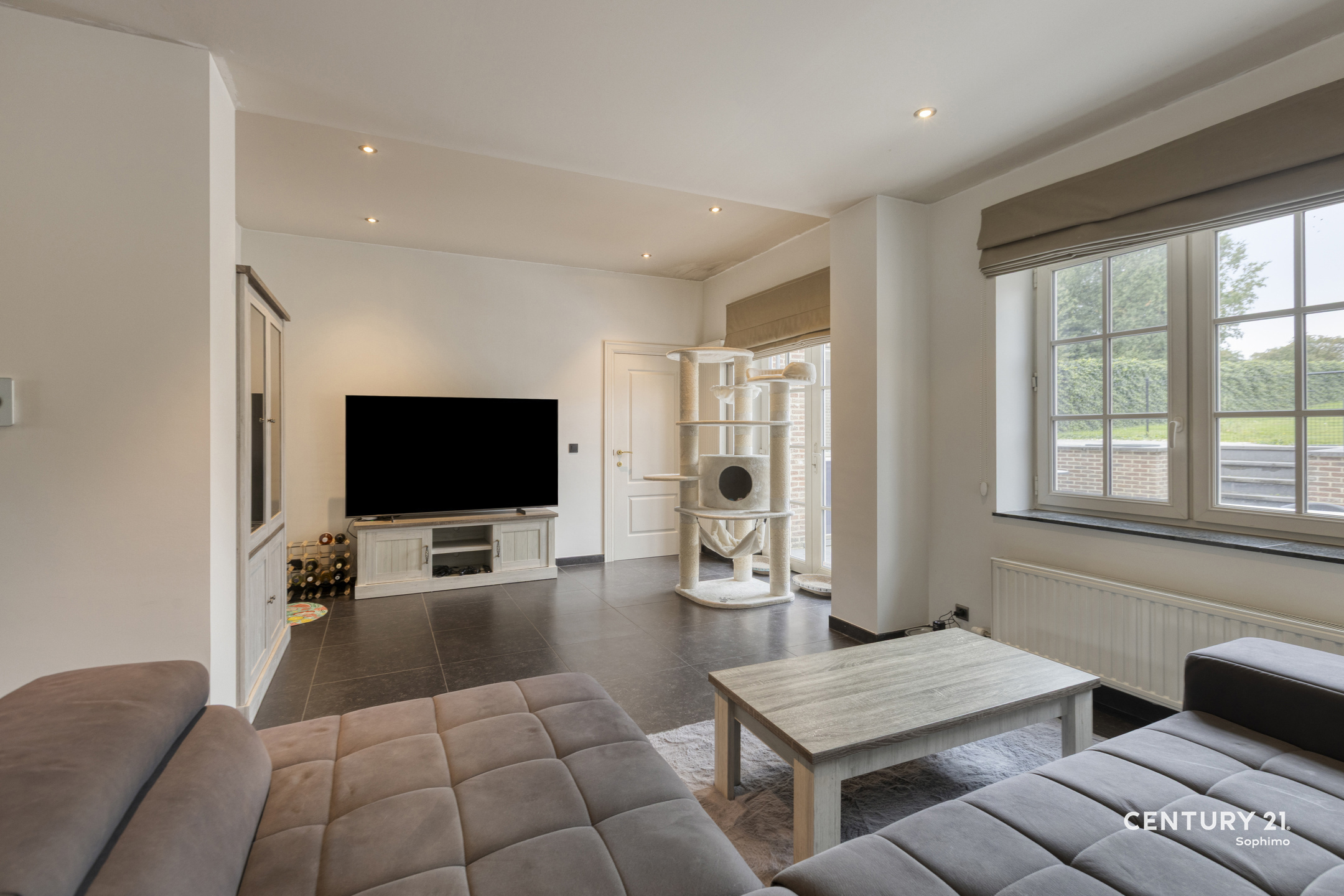 Instapklare woning met vier slaapkamers op perceel van 11a22 - foto 5