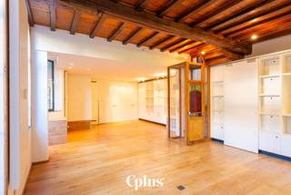 Gelegen in de Gravin Johannastraat 25 te 9000 Gent, bevindt dit gelijkvloers appartement zich op wandelafstand van het historisch stadscentrum,...