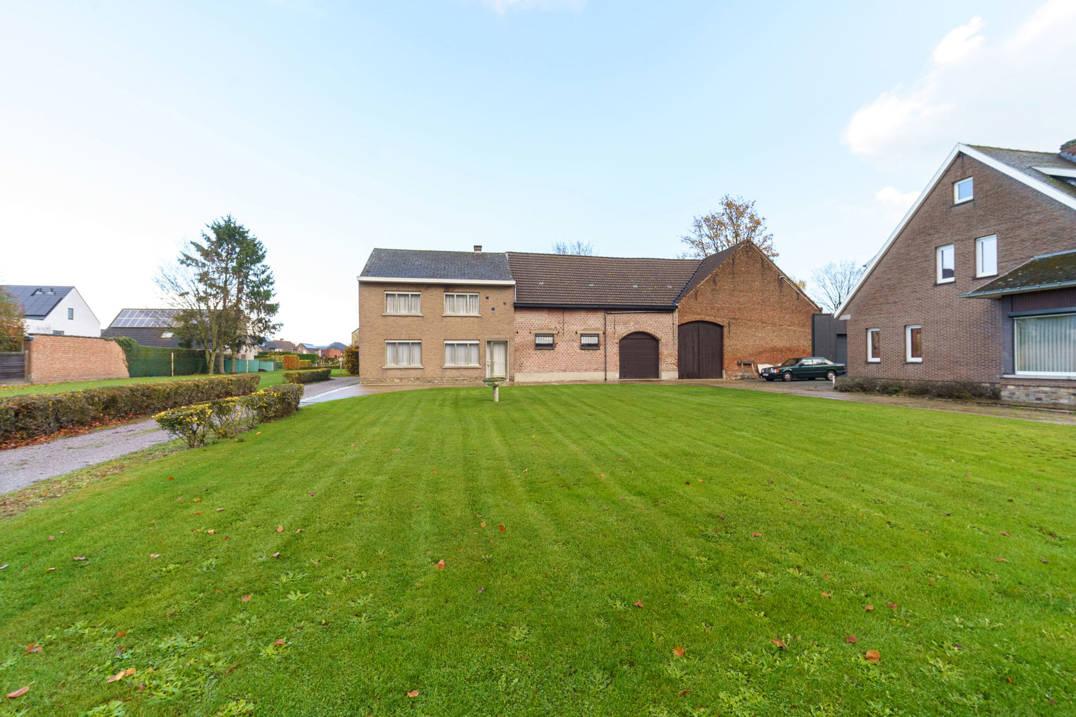 Karaktervolle woning met hoeve op ruim perceel van 2.078 m² - foto 1