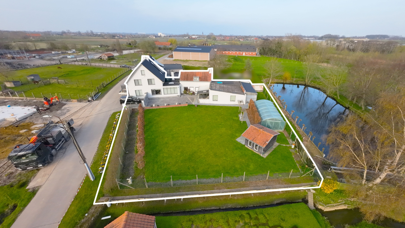 Landelijk gelegen halfopen woning te Oostnieuwkerke - foto 4