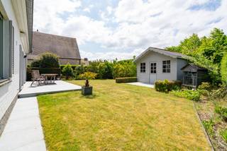 Deze charmante woning met tot 2 gelijkvloerse slaapkamers is gelegen op een topligging in een rustige straat met directe verbinding naar het...