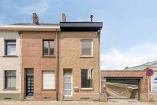 House for sale in Halle