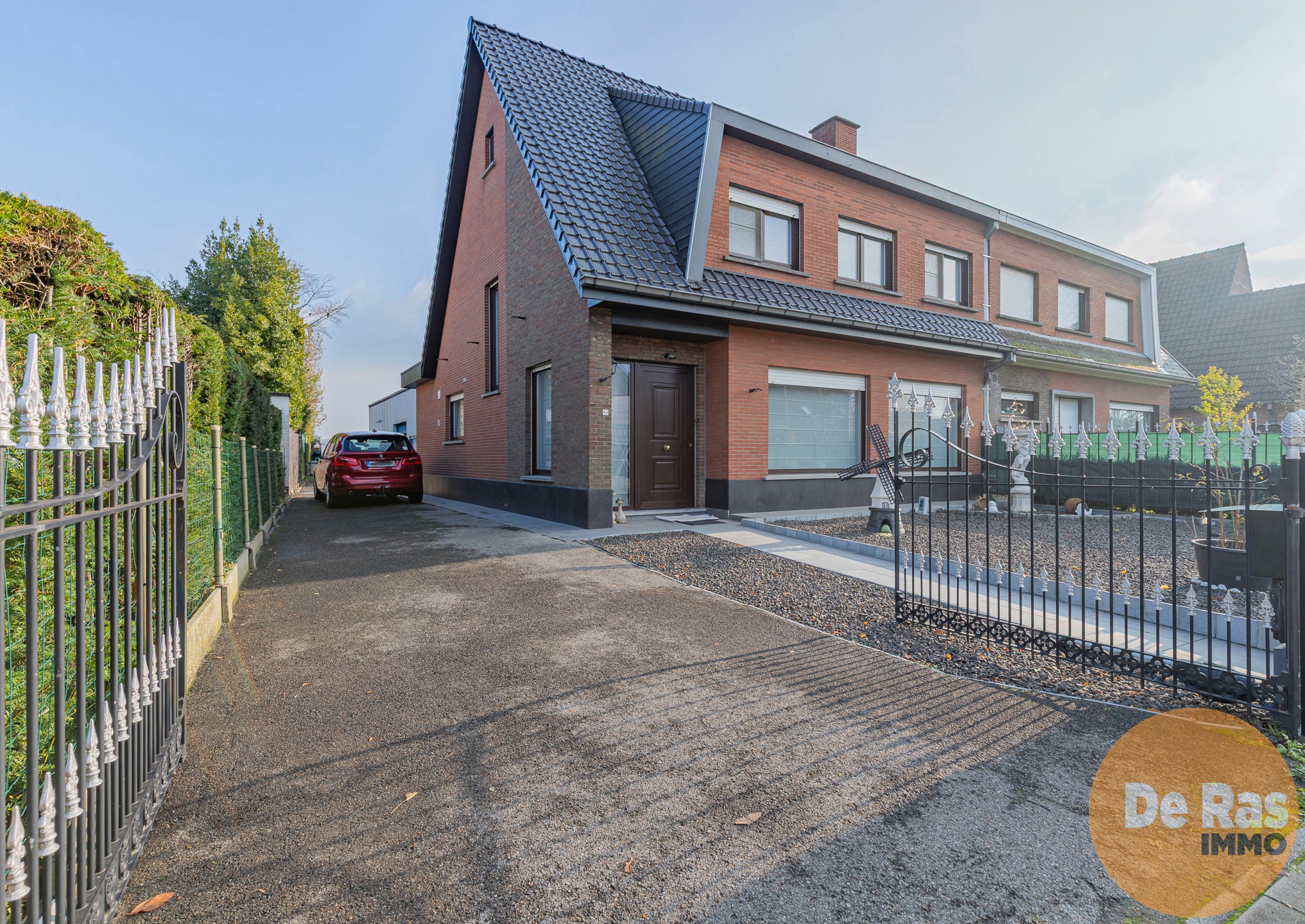 House for sale in Izegem with 3 bedrooms - photo 1