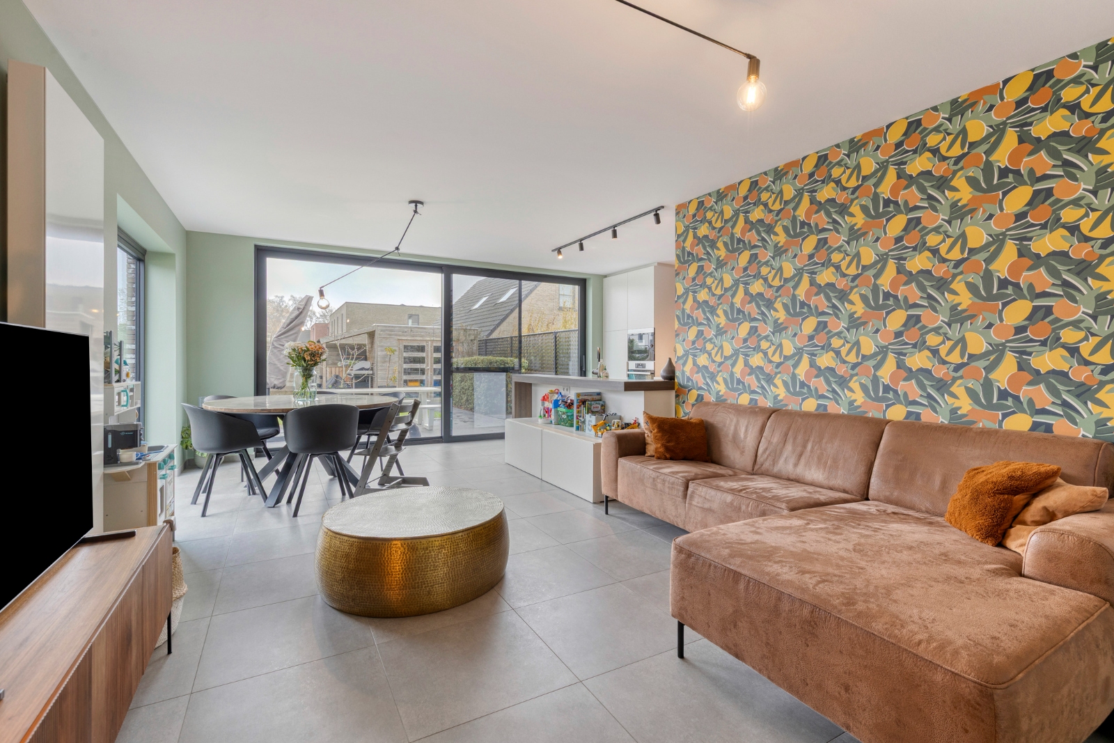 Residentieel gelegen halfopen woning met tuin en 5 slaapkamers - foto 4