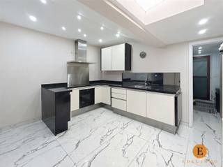 House for sale in Sint-Niklaas