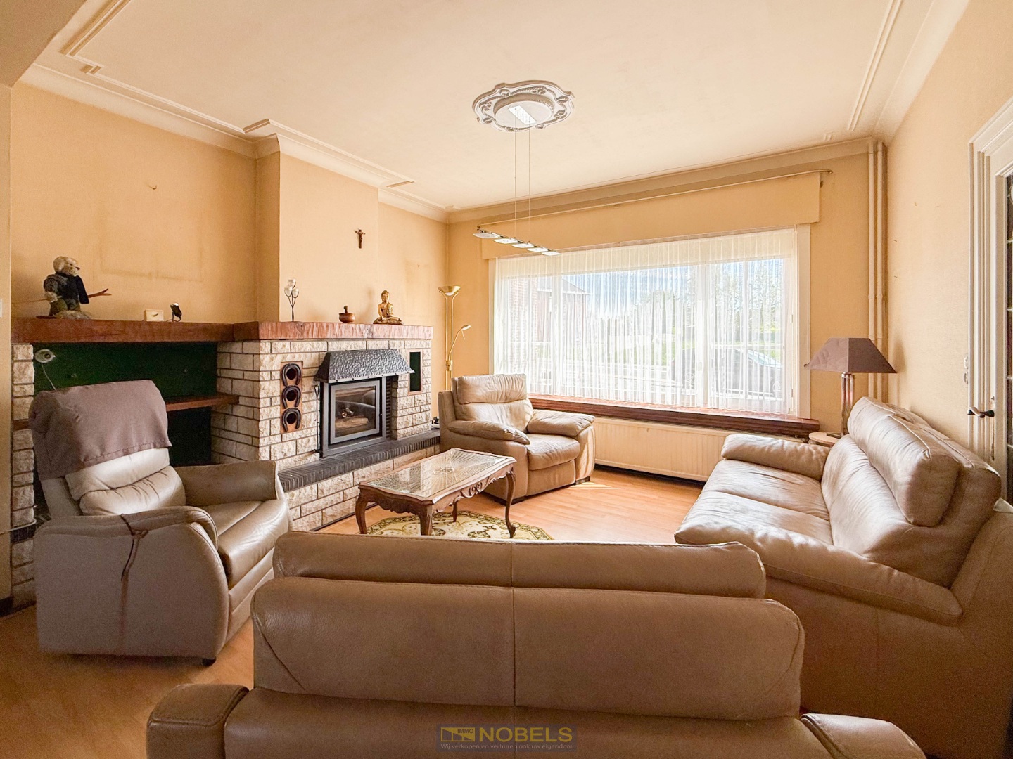 Te koop, solide halfopen bebouwing met tuin en garage nabij de Reytmeersen. - foto 4