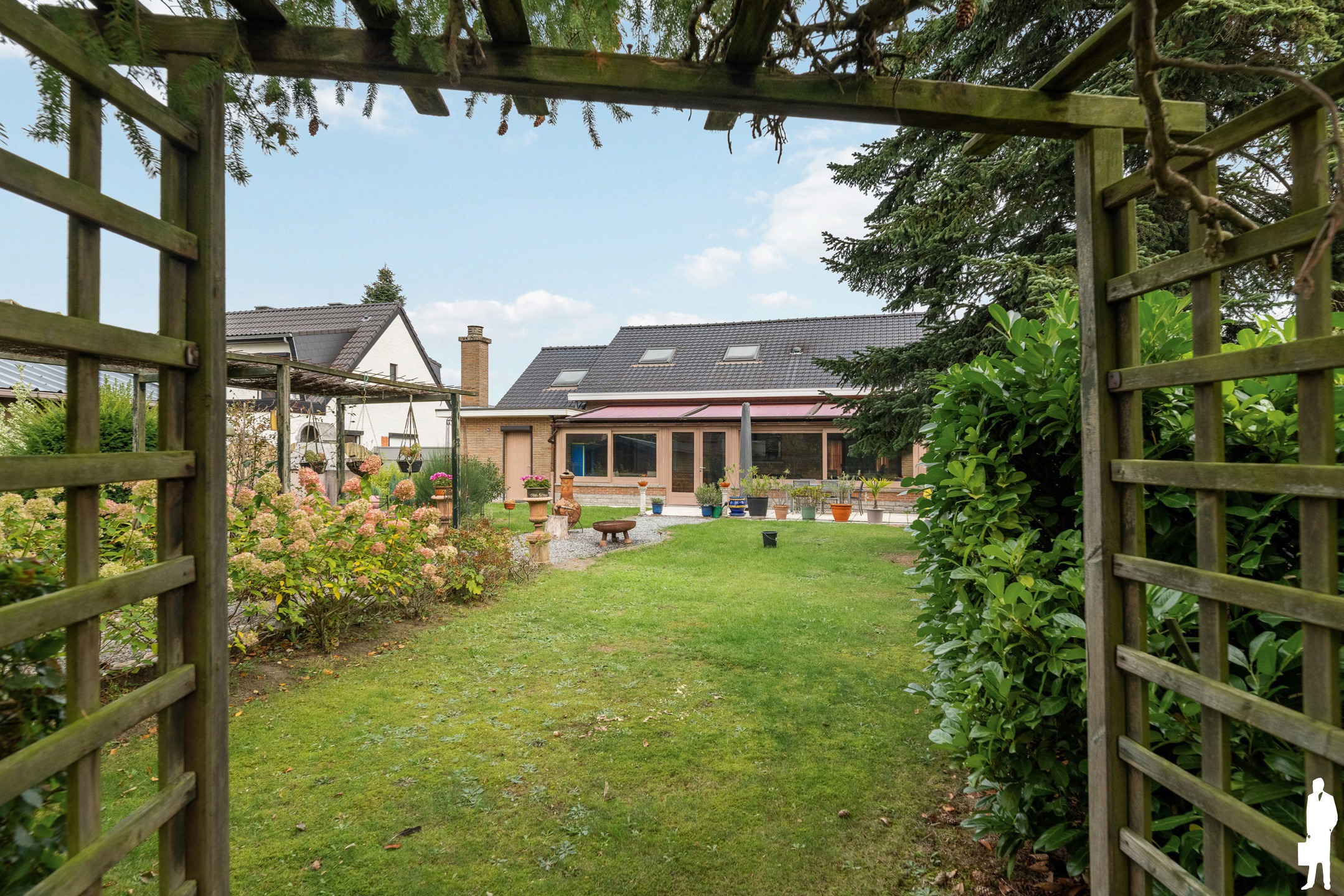 Vrijstaande woning met 3 à 4 slpk en tuin op topligging. - foto 4